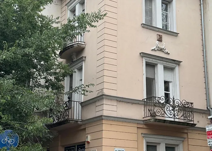 Damjanich Deluxe * Szolnok